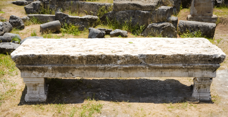 Banc romain antique